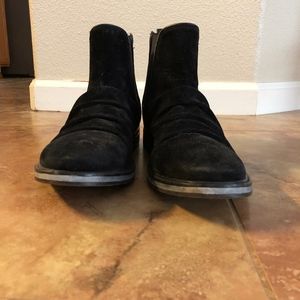 Guess Chelsea Boots